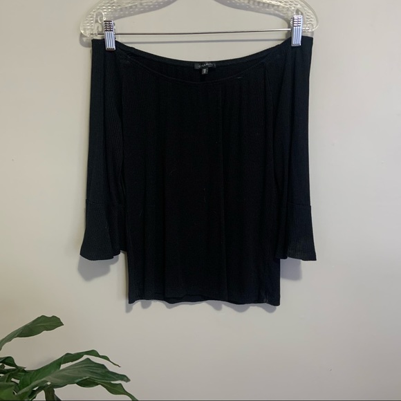 Off the shoulder top - Picture 1 of 4